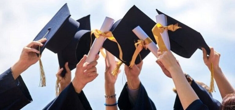 Kamu Sudah Lulus Tapi Masih Bingung Melangkah ke Mana?